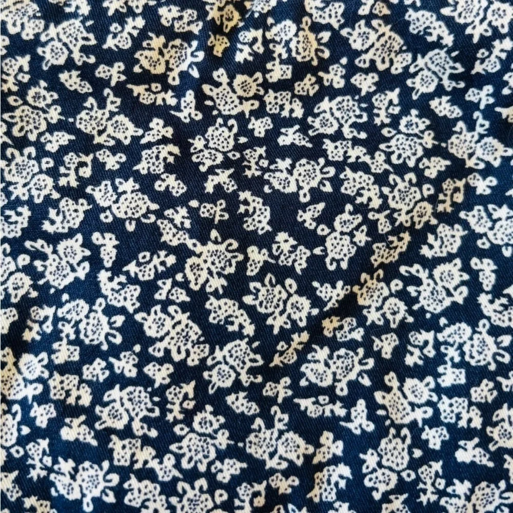 Princess Vera Wang Navy Blue and Gray Floral Puffer Vest